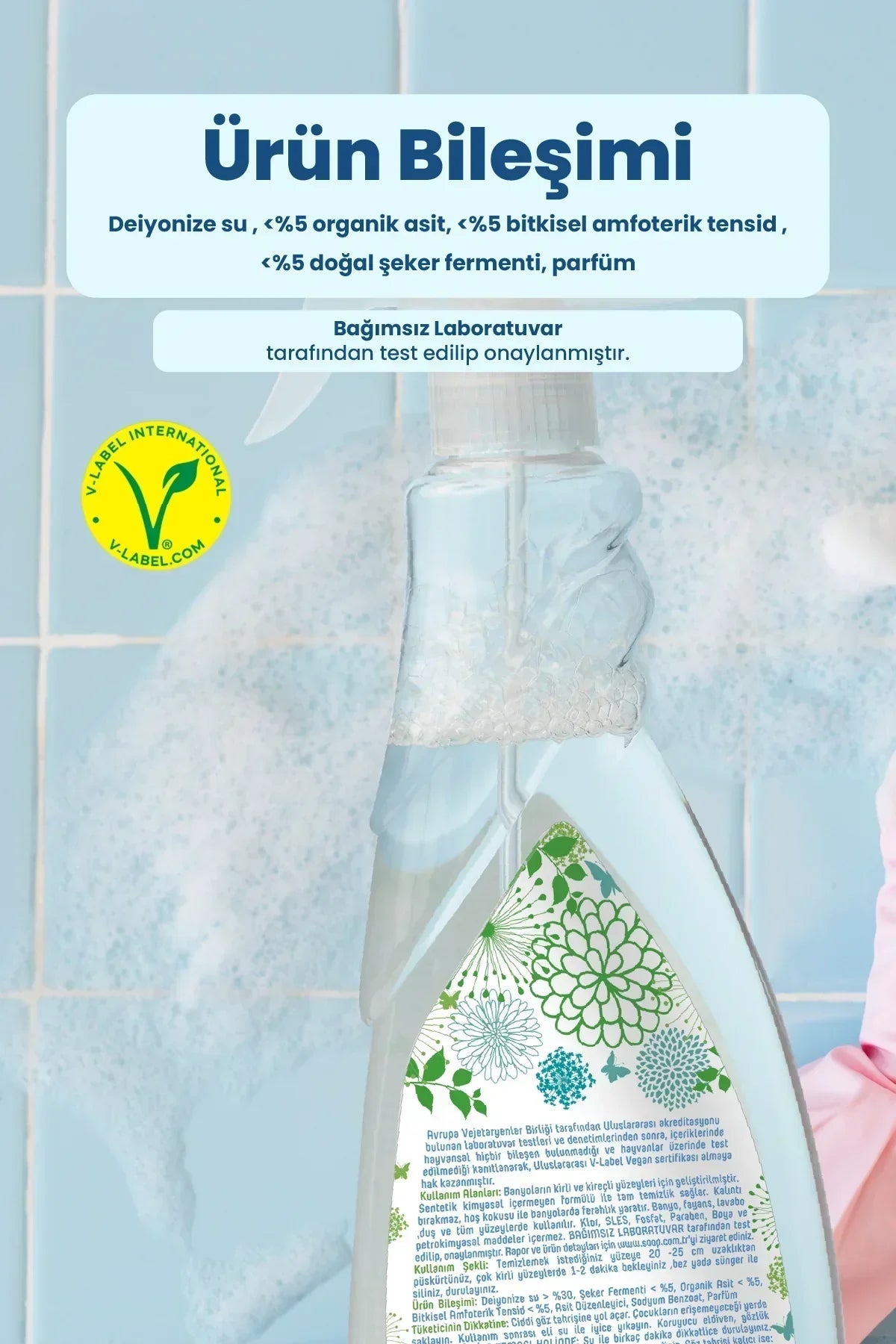 Banyo temizleyici sprey şişesi ve bileşenleri, doğal organik malzemelerle formüle edilmiş