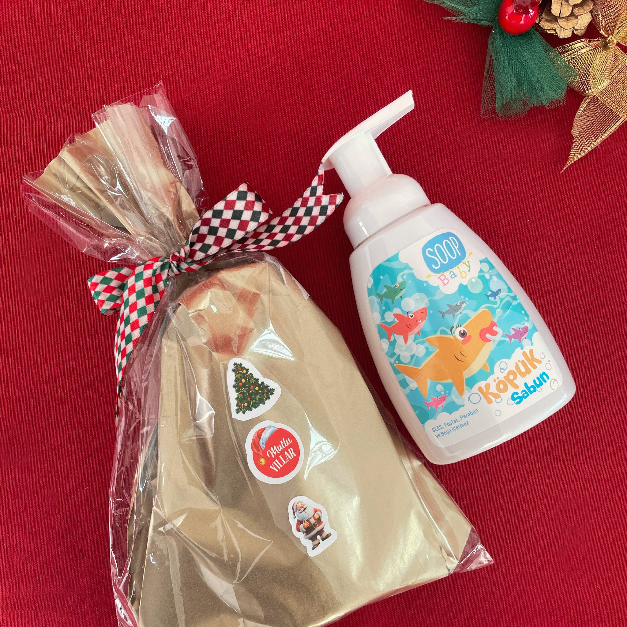 SOOP Baby Shark Köpük Sabun Hediye Paketi